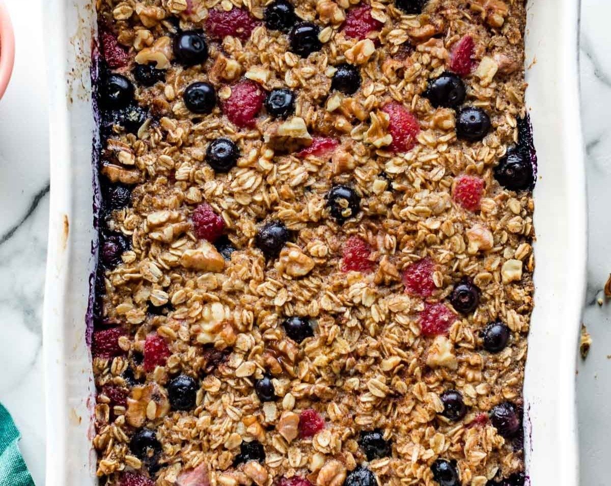 Easy 1 Bowl Baked Oatmeal Healthy Baked Oatmeal suggested serving