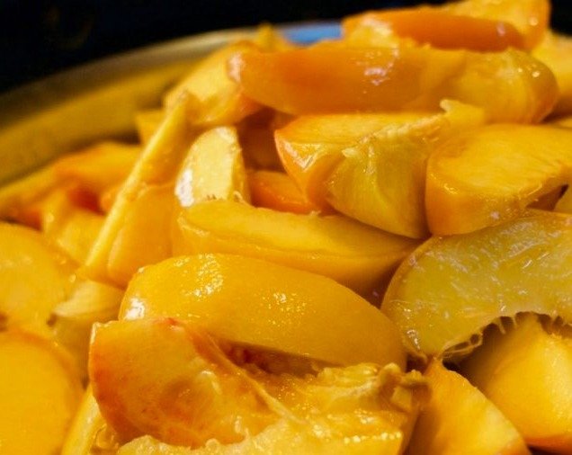 My Easy Method For Freezing Peaches top view