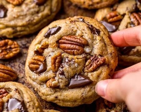 Easy Pecan Chocolate Fall Cookies Everyone Loves top view