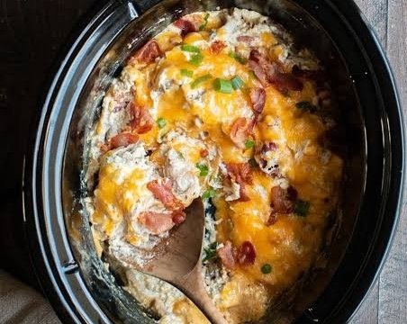 Best Slow Cooker Crack Chicken Dip For Game Day suggested serving