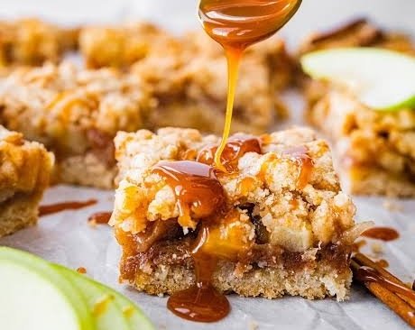 Easy Cinnamon Apple Crisp Bars with Salted Caramel top view