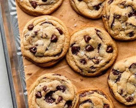 Viral Bakery Style Brown Butter Chocolate Chip Cookies top view