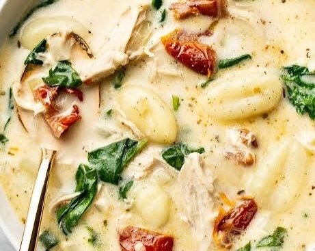 Viral One Pot Creamy Tuscan Chicken Gnocchi Soup top view